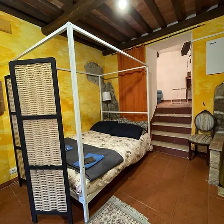 Dimora Della Rupe Apartment *